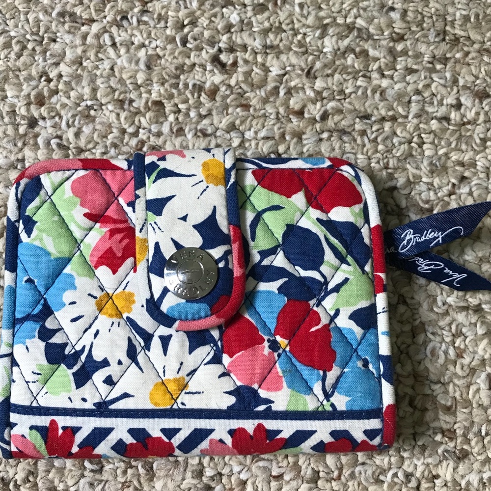 Small Vera Bradley Wallet
